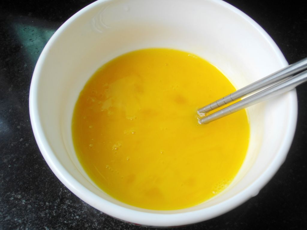 水蒸蛋的做法（水蒸蛋的做法蒸多久）-第2张图片