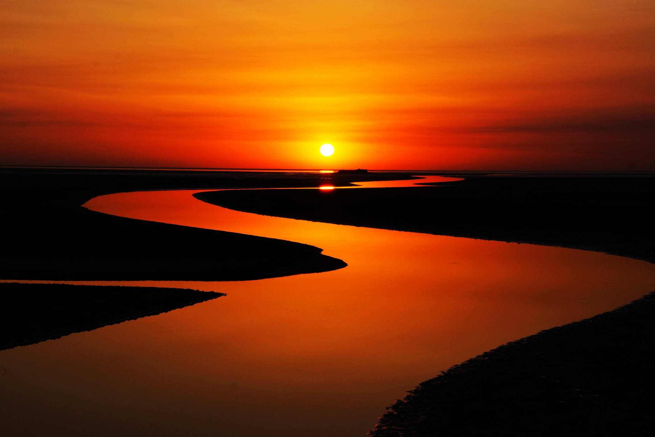 刘禹锡被贬却依然充满豪气,所写一首黄河古诗更是浪漫豪迈