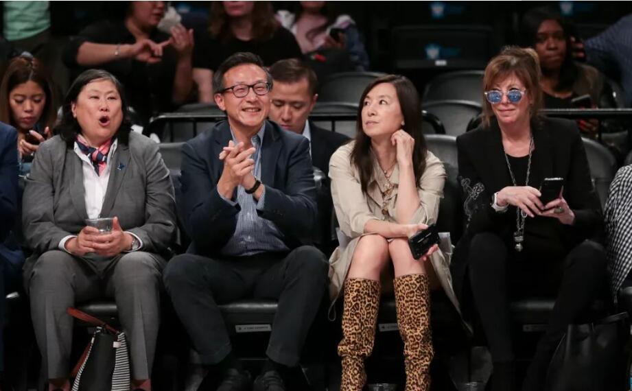 nba球员为什么爱在纽约（球员为何喜欢篮网？因为老板有钱任性，还管球员女朋友）-华海博客