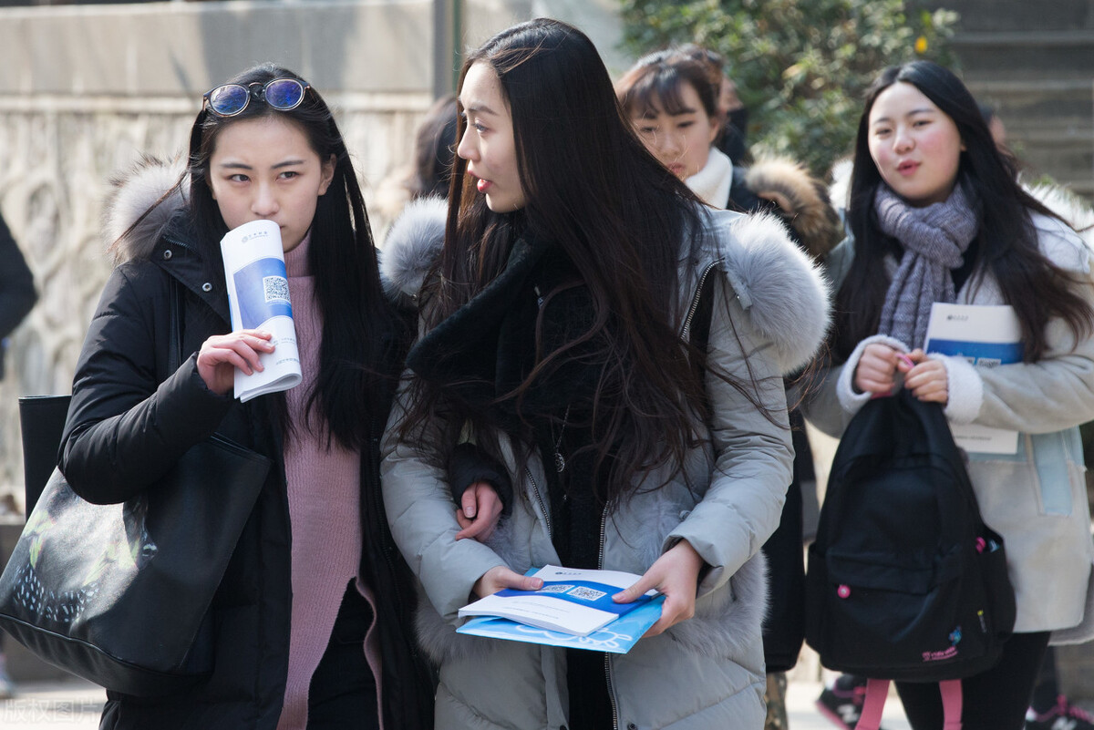 2022届艺术生如何备考南京艺术学院，艺术类专业录取分数线分析