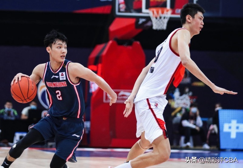 cba余乐平是哪里人(又一中国男篮名宿之子涌现！19岁身高2米19，战广东14投9中得20分)