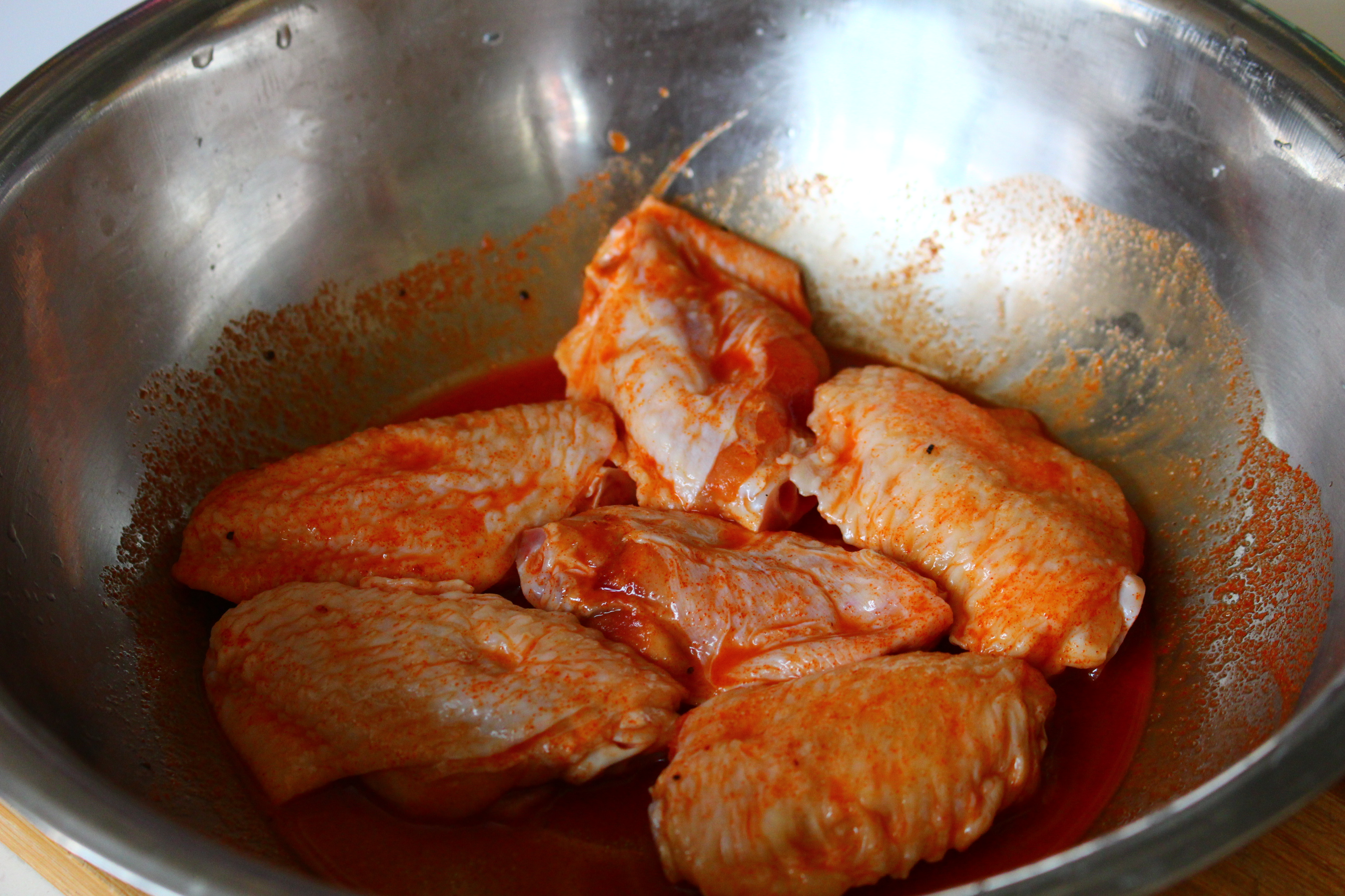 腌制后的鸡翅要不要洗一下(腌制好的鸡翅用不用再洗一下) - 风集网