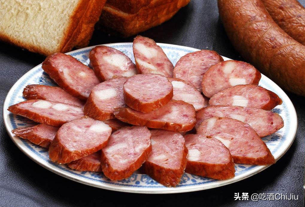 小型聚会喝红酒，适合搭配什么下酒菜？