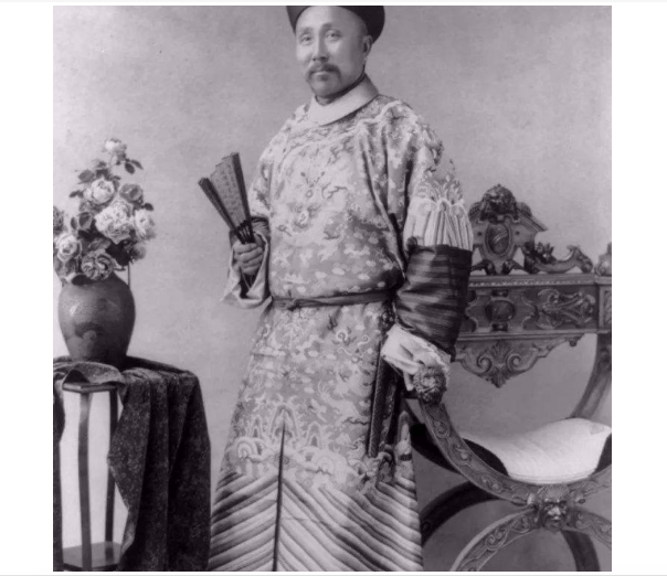 他是中国第一位律师，力主废除古代残酷重刑，建立现代文明刑罚制