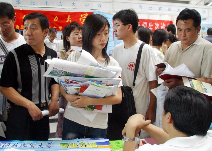 一分一段！广东2021高考成绩排名出炉，680分以上考生高达273人