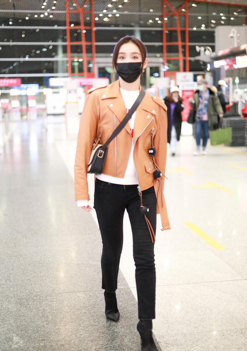 机车服装搭配图片女(谁说夏天不能穿皮夹克) - 赤虎壹号
