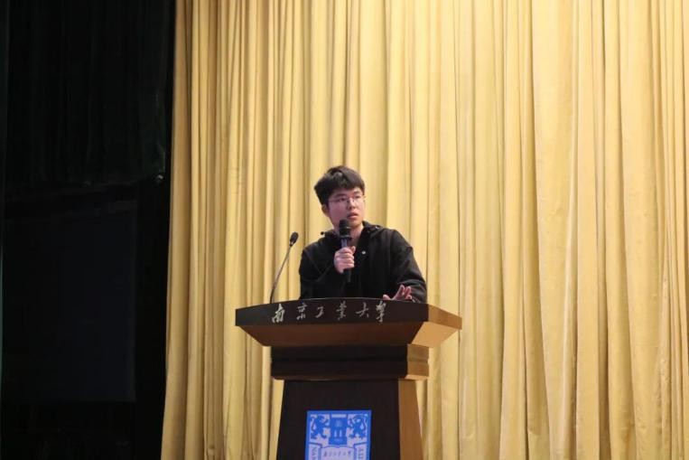 江苏“男神级”学霸：7次斩获奖学金，如今保研名校“钻研”情报学！