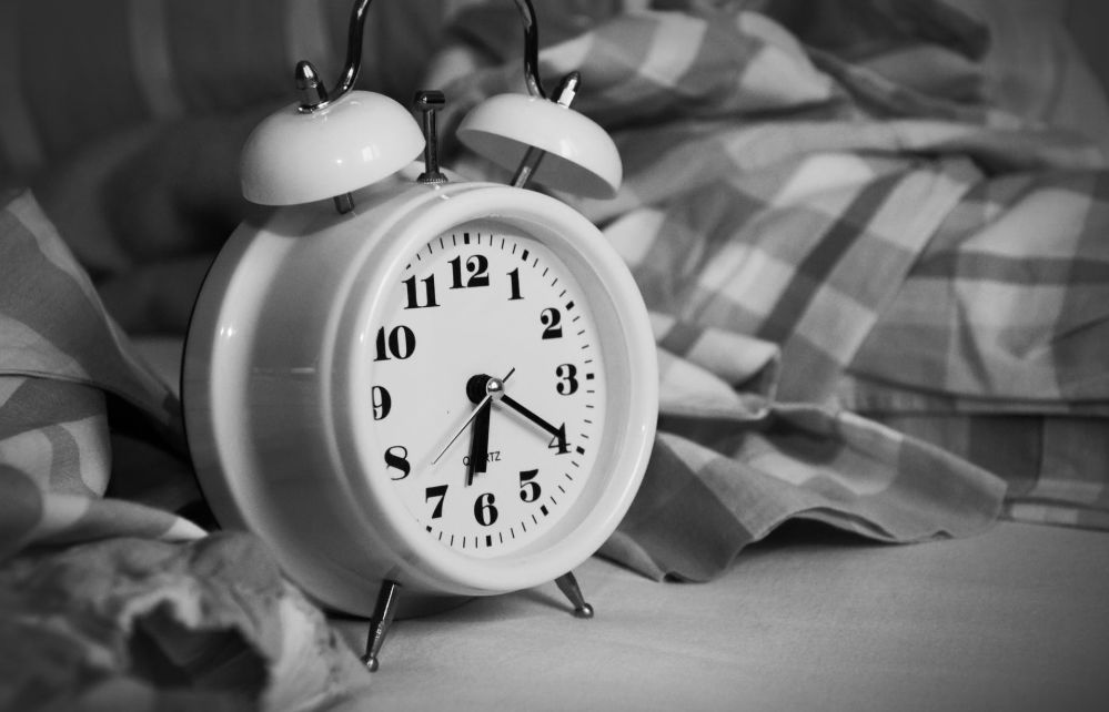 全美最缺觉Top 100大学榜单！前50高校集体“不让学生睡饱”