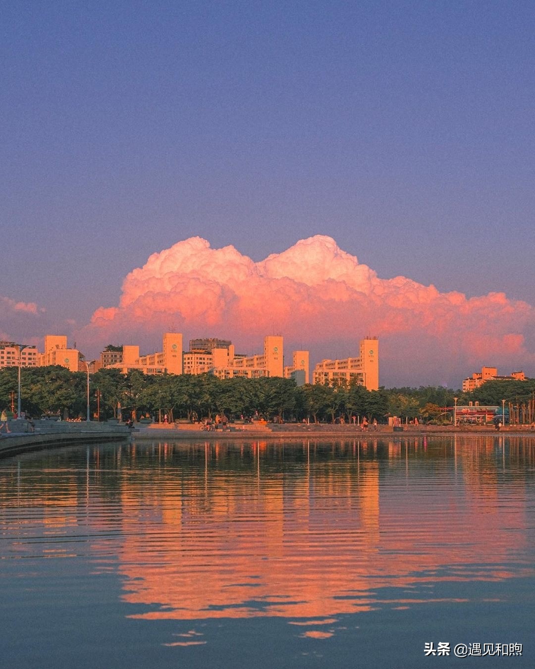 女人这样对你，多半就是被你征服了，要懂得珍惜