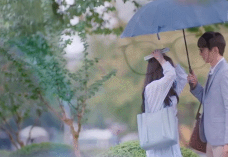 武大女神黄灿灿颜值又滑坡？被质疑脸部填充，与之前“胖”若两人