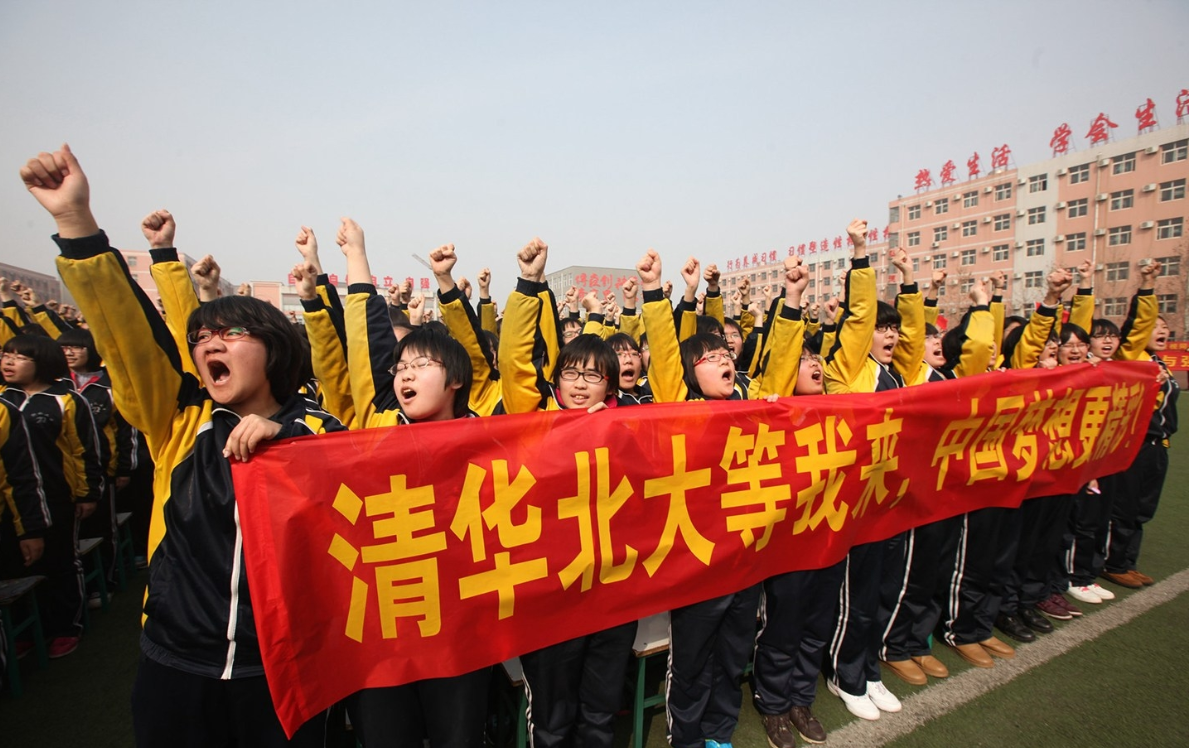 2021年8个省实行高考新政策，文科生的福音，让学生有更好的出路