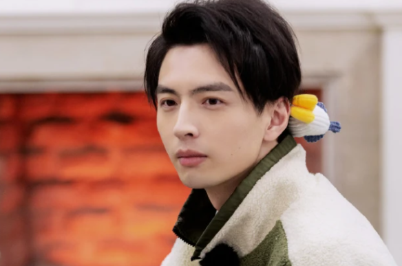 南京大学校草蒲熠星，才貌双全的宝藏男孩，不愧是全国公认的校草