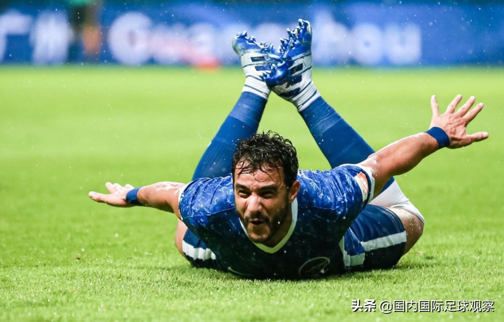 山东鲁能对河南建业比赛结果（中超赛场再现冲突！泰山队3轮不败！山东鲁能泰山战平河南建业）