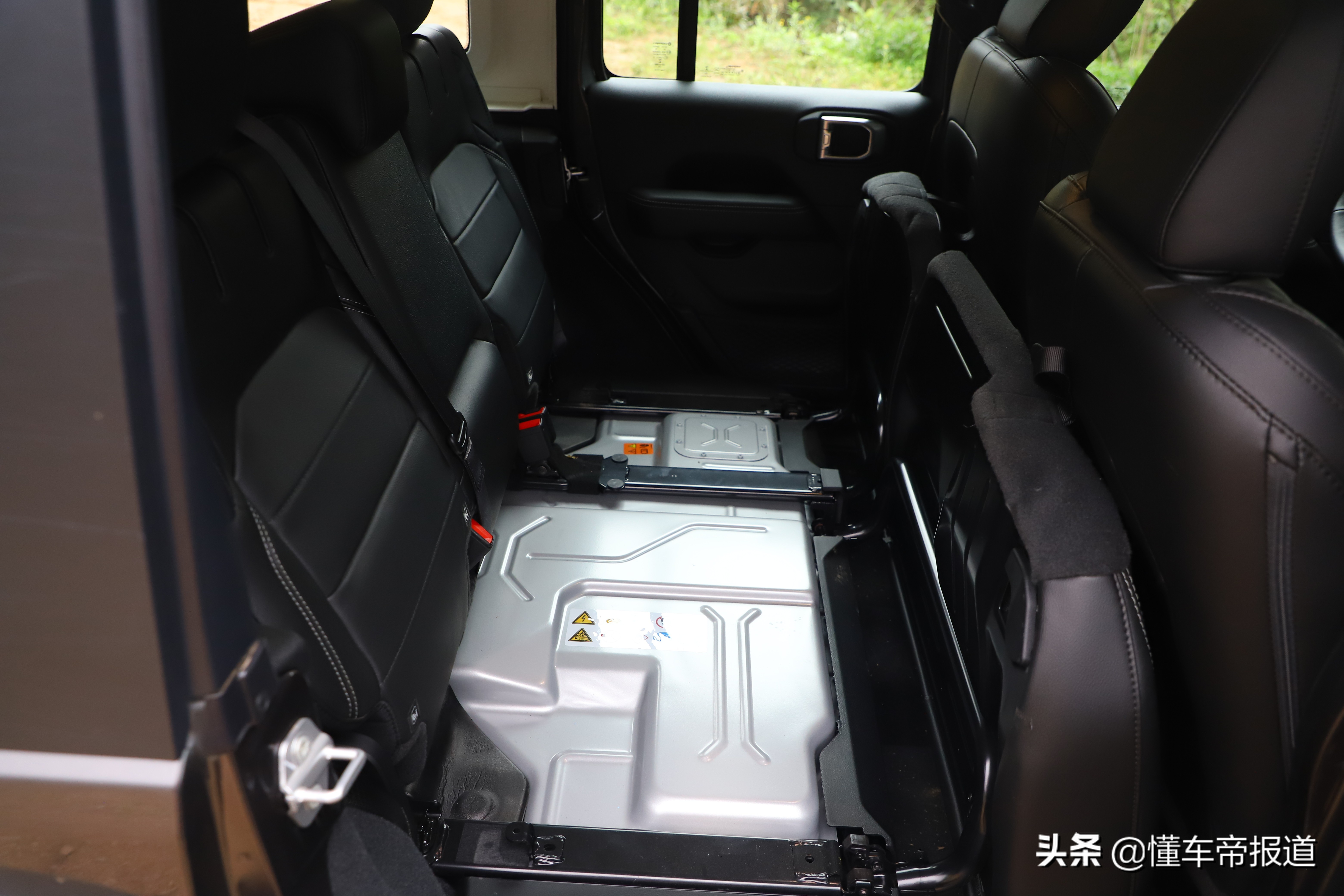 新车｜弥补短板，提升极限，可以上绿牌的Jeep牧马人4xe抢先体验