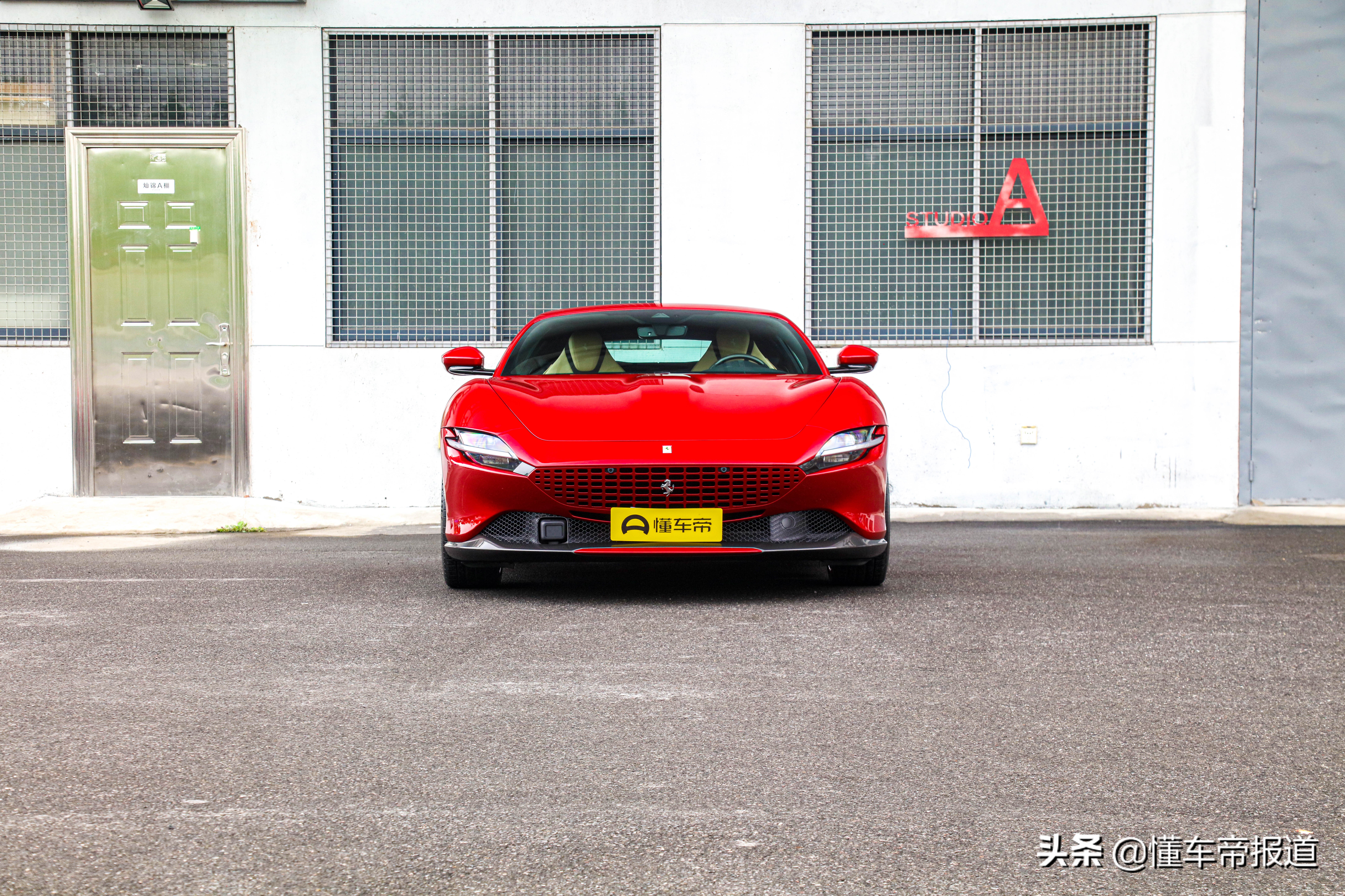 新车｜238万起售的法拉利GT跑车，静态实拍法拉利Roma