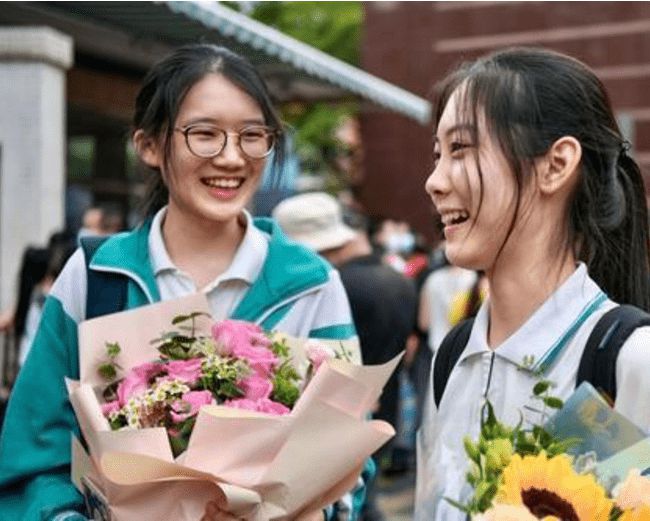 2021安徽高考录取结束：9万考生选择复读，文科形势明年有望好转