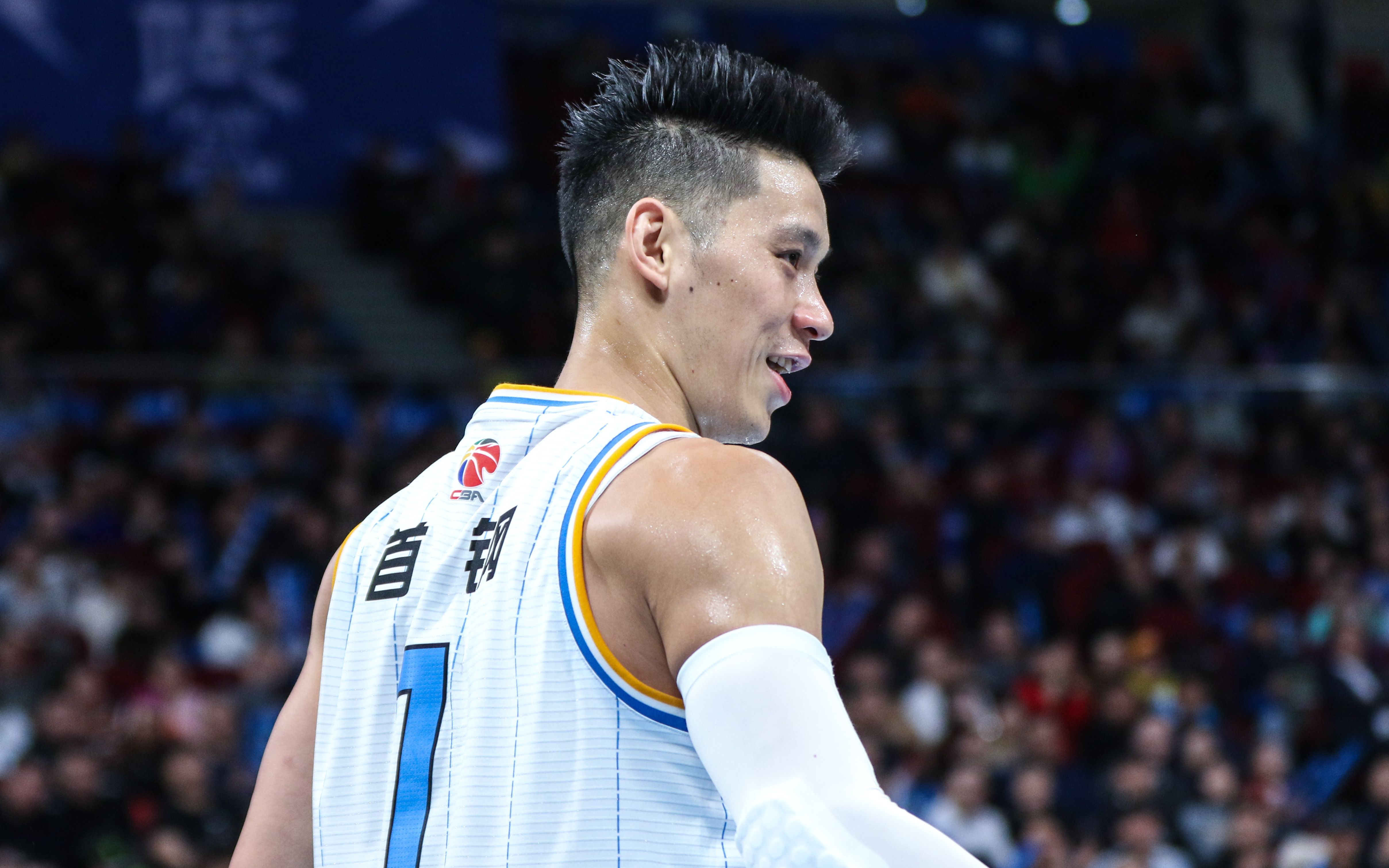 林书豪宣布重返cba!新赛季继续效力北京首钢,冲击队史第四冠