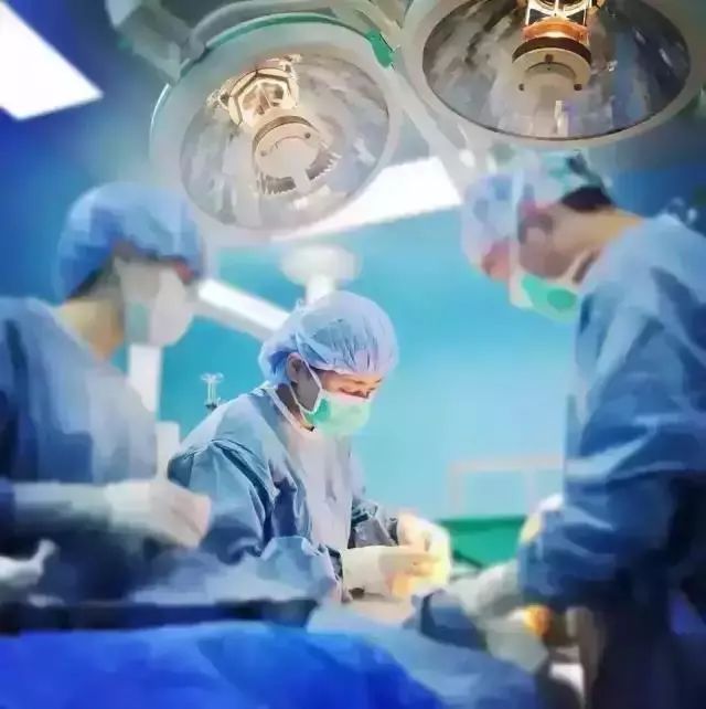 不踩误区！血栓性浅静脉炎的正确治疗方式与时机