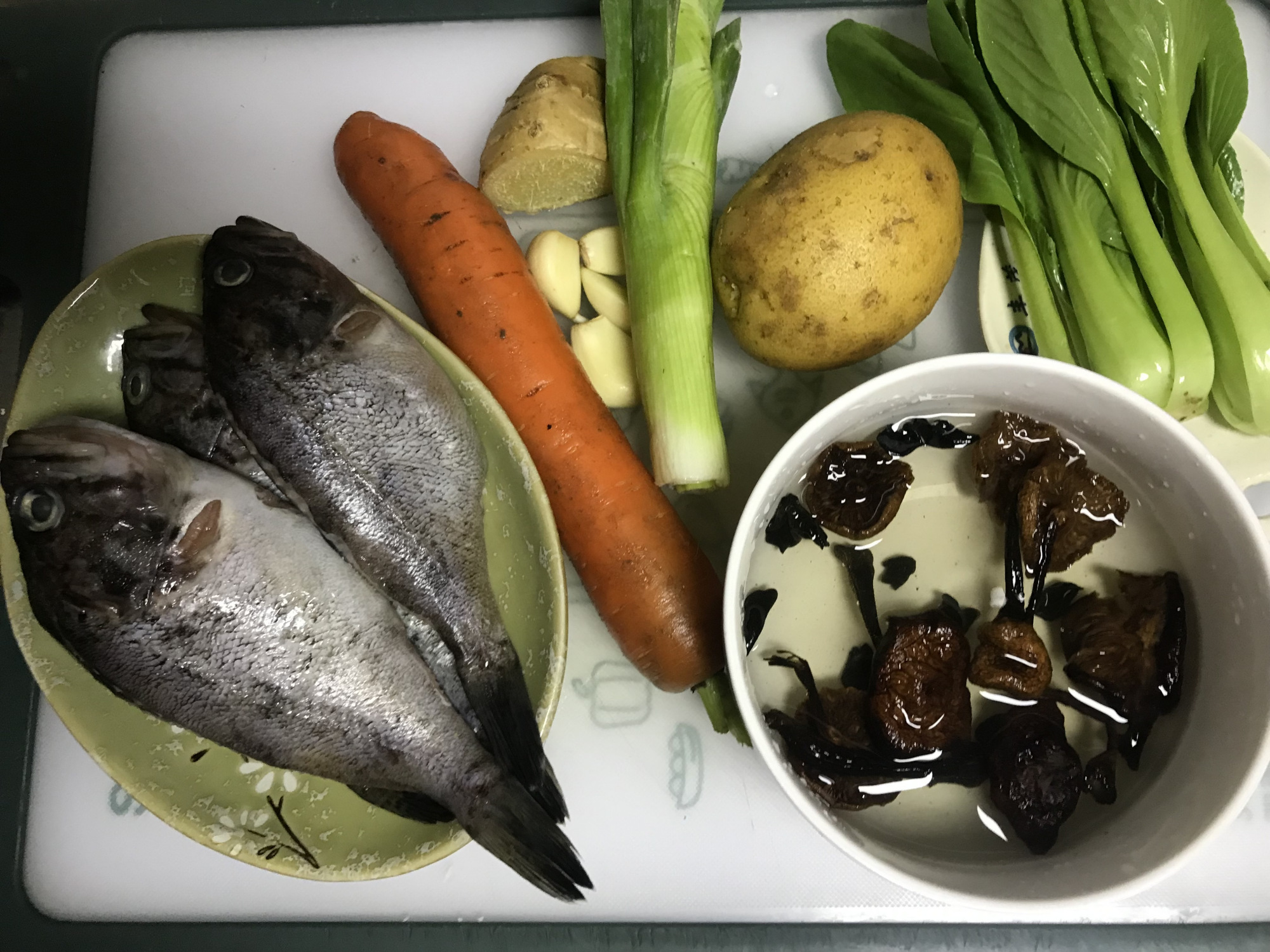 图片[3]-【酱香味烤海鱼】做法步骤图 肉嫩刺少 味道鲜美-起舞食谱网