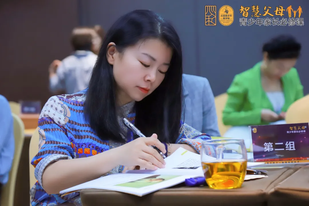 孩子健康人格的形成离不开父母会处理这六重关系