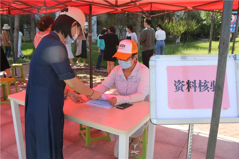 英迪国际学校举行开学疫情防控演练