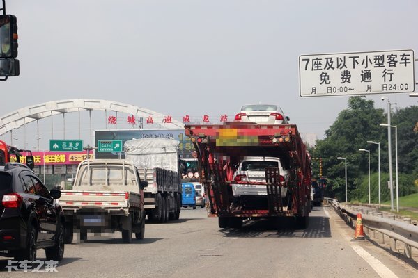 货车ETC即将全面普及，不知道如何办理的进来看看
