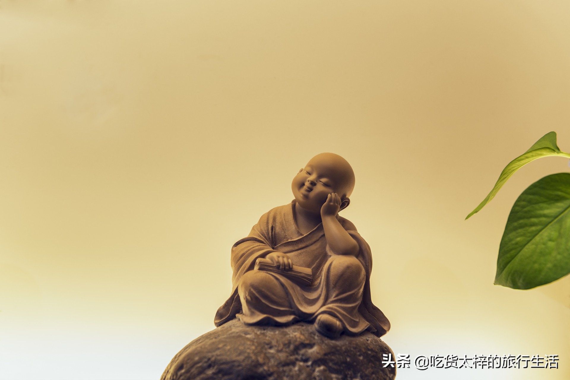 用过的卫生巾可以干什么？广西南宁的女游客告诉我们：可以泡茶