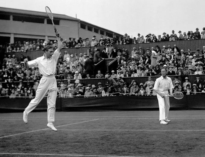 网球初学者买什么牌子的好（适合初学者的3款完美球拍，祝你成为球场之王）-趣拿体育