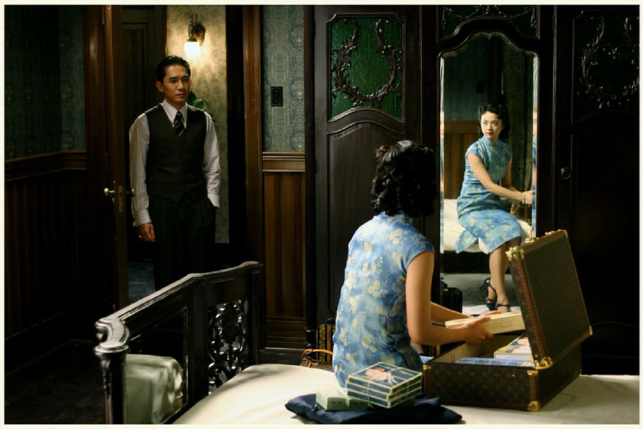 《色·戒》：王佳芝死后，易先生又活成了鬼