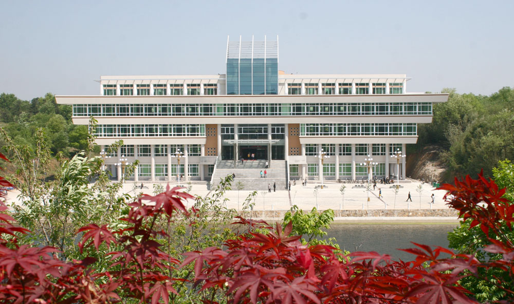 信阳师范学院2020年招生计划，2019年各专业录取分数线