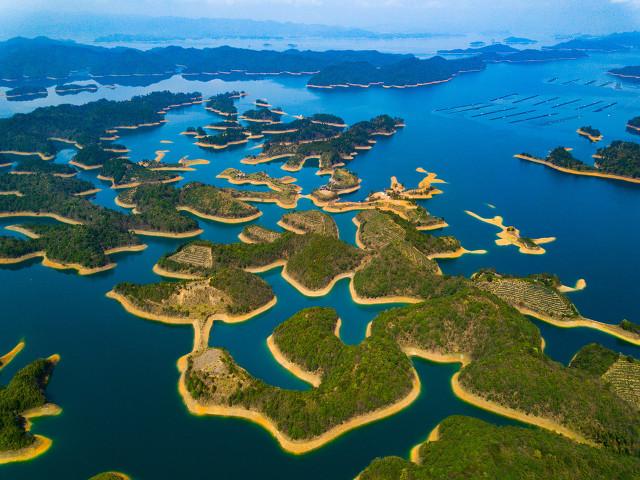 中国这10个景色绝美的景观，你去过5个就算旅游达人啦