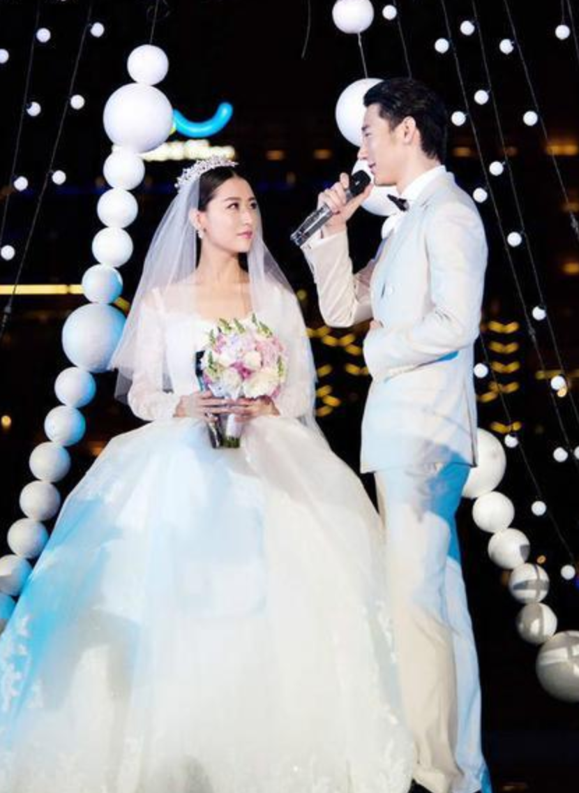 《隋唐演义》白冰(女神白冰的成名往事,和她生命中爱错的那个男人)