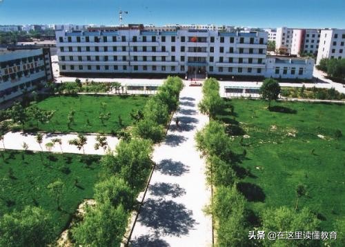 记一位先生！向米泉一中