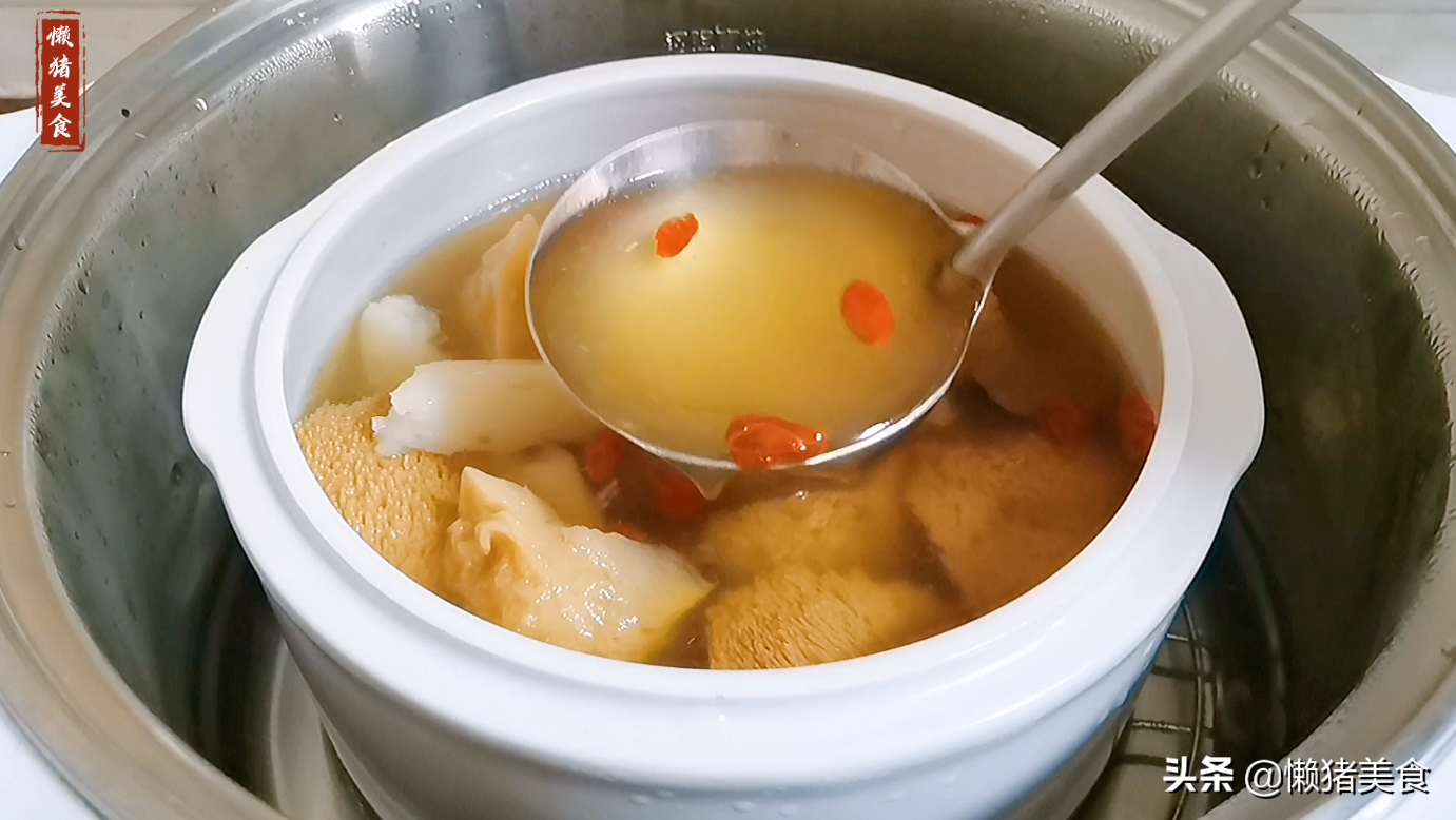 猴头菇粉养胃食用方法及最佳搭配炖汤食材推荐