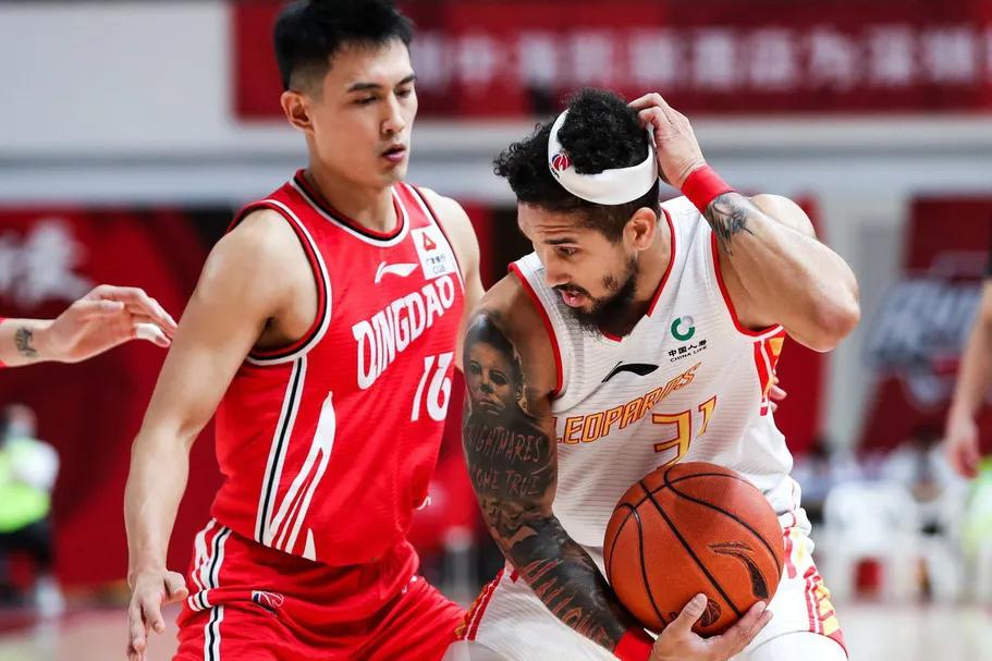 cba的鞋是哪个牌子的（CBA球鞋面面观｜这鞋竟是CBA里阿迪达斯唯一的排面）