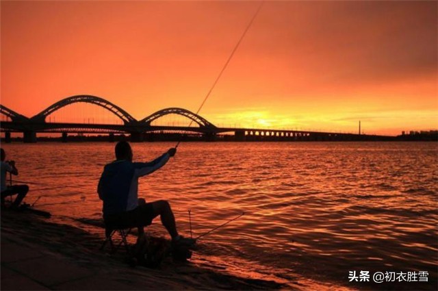 清朝的王士祯《题秋江独钓图》，好在哪里？(题秋江独钓图的诗意)