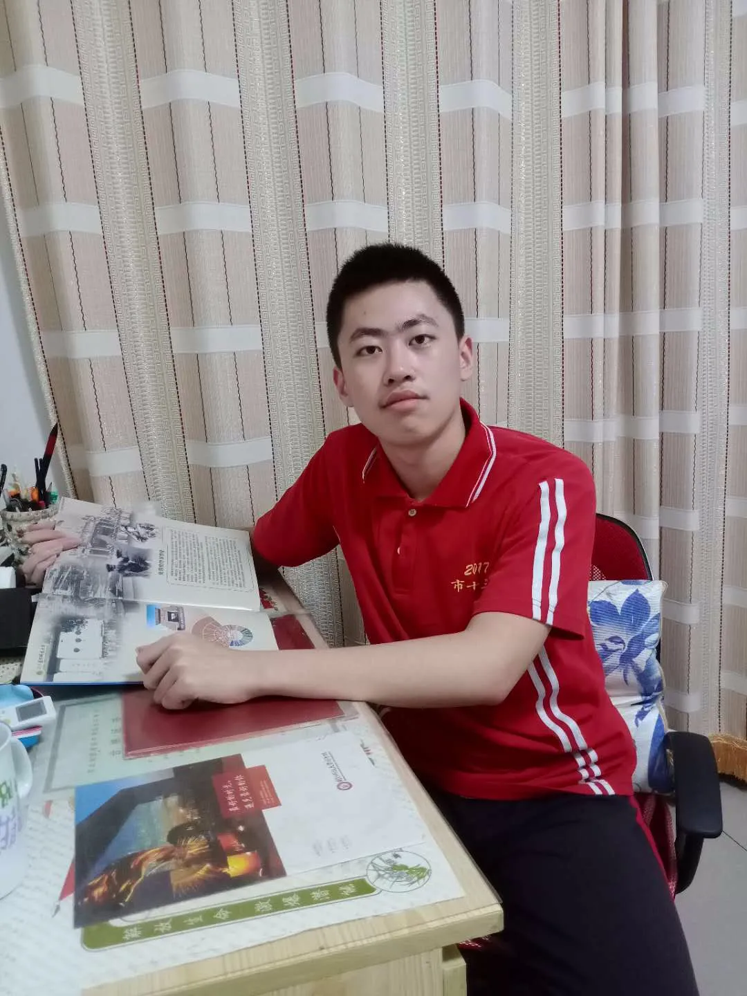 热烈祝贺衡水十三中崔增宁同学考入国防科技大学