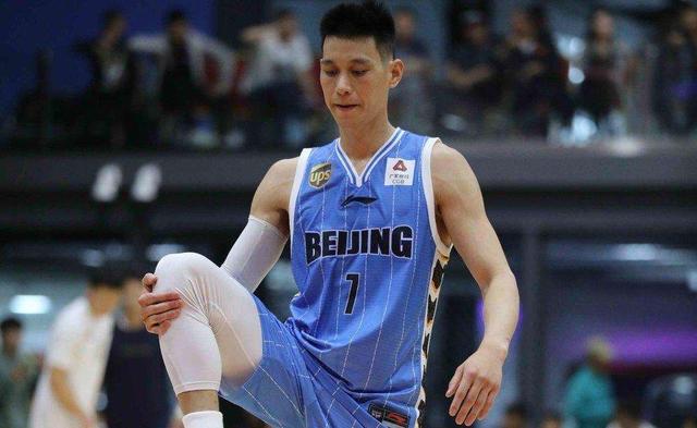 為什么籃球觀賞性不和足球比賽（為什么足球賽的觀賞性比籃球更強？這三點是主要原因）