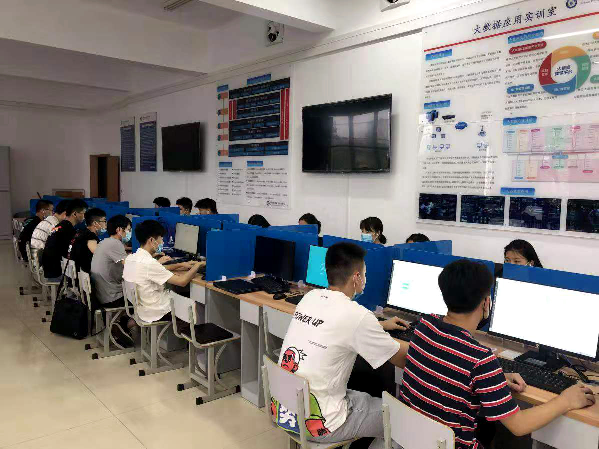 计算机类含金量“最高”的4个专业，就业前景好，一毕业就高薪