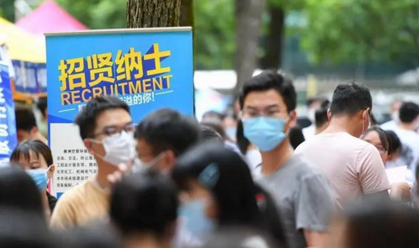 研究生人均“月入过万”？不少过来人坦言：想想就得了，别当真