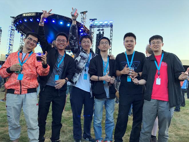 牛！19岁大一少年“闯”入苹果开发者大会！自编APP拿下奖学金！