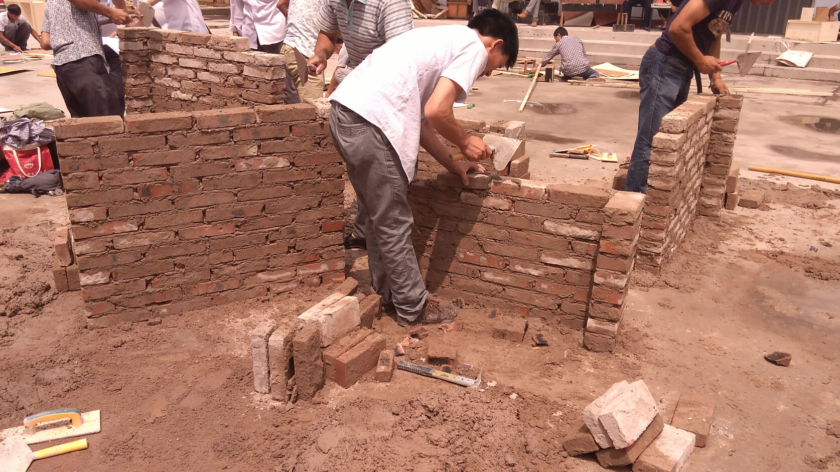 小聘课堂：教你辨别靠谱的出国劳务