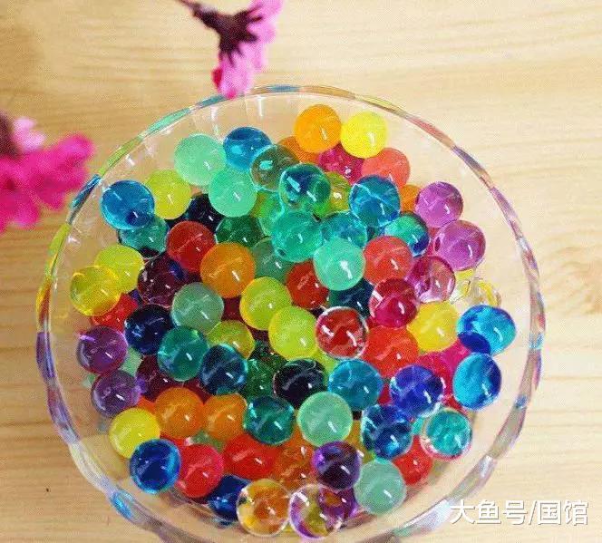 “夺命玩具”入侵校园：孩子一碰就触电，你的孩子可能正在使用