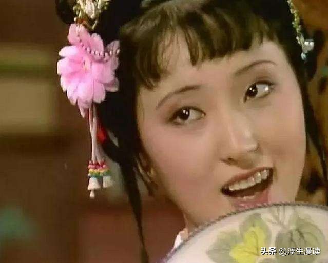 从《葬花吟》到《桃花行》，黛玉的情感和境界发生了哪些变化？