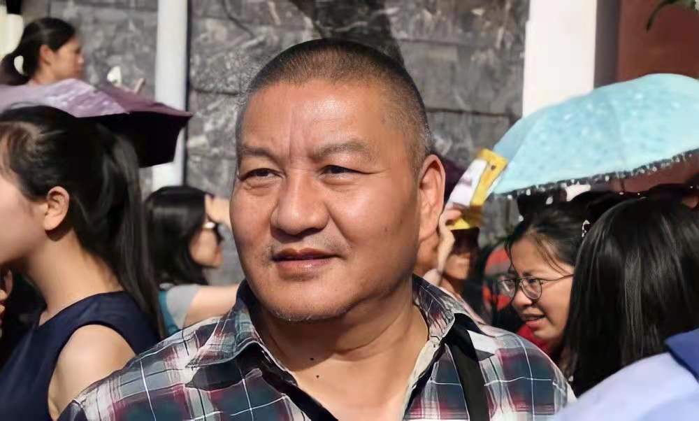 高考钉子户梁实：参加高考24次，今年再次走进考场，结局怎样呢？