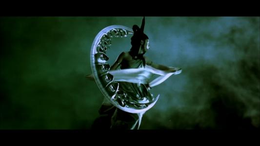 4,日月金轮蜀山大弟子丹辰子的宝物,威力不下于玄天宗的日月经轮,可以