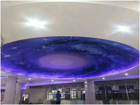 网红餐厅、空调宿舍、