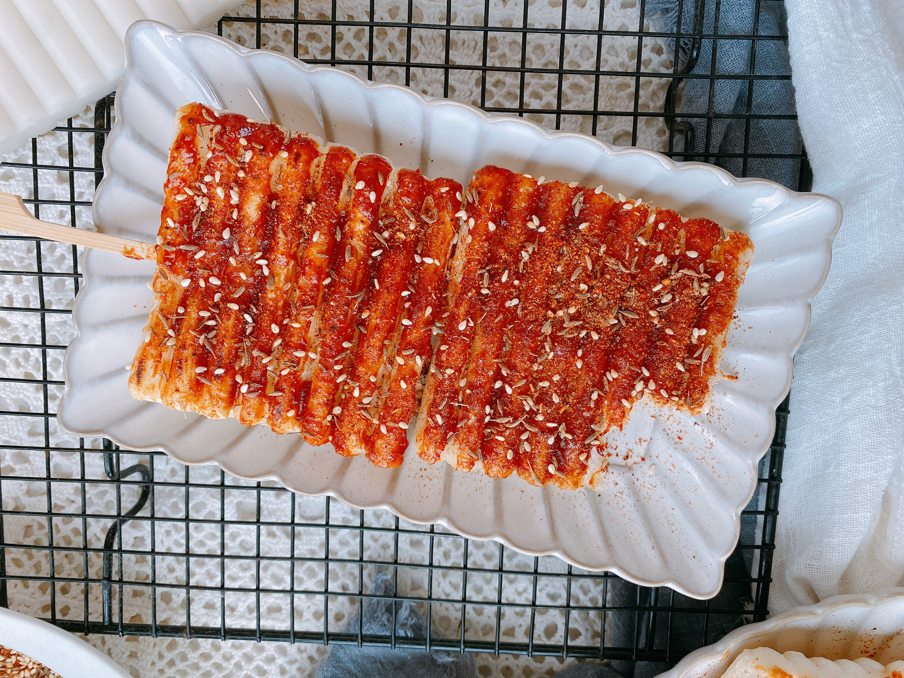 油炸年糕前要先煮熟吗(超详细油炸年糕的做法教程)