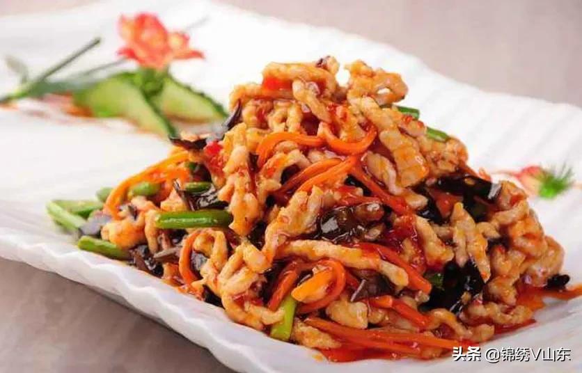 家人抱怨晚餐没新意？12道精选菜谱，每天试试新花样不重样