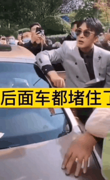 高调复出，封路直播，谁能管管卖假货的辛巴？